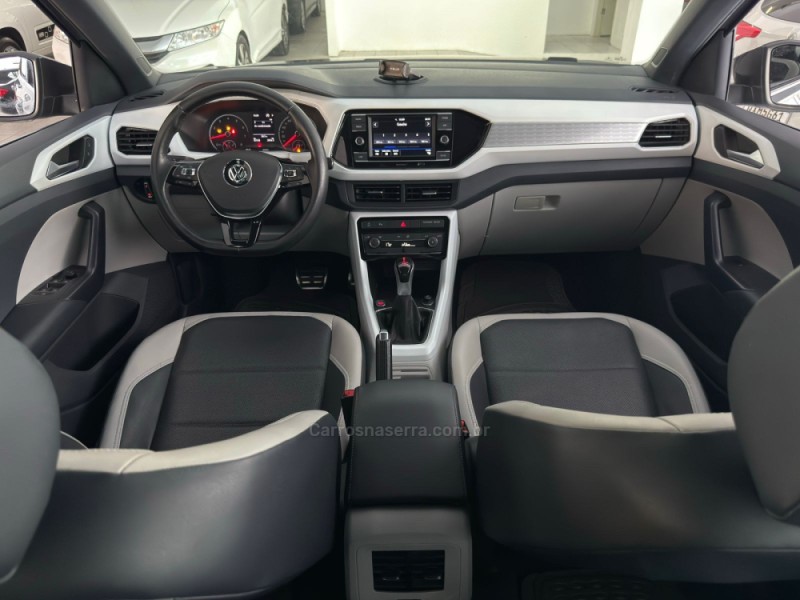 T-CROSS 1.4 HIGHLINE TSI 16V FLEX 4P AUTOMÁTICO - 2020 - NOVO HAMBURGO