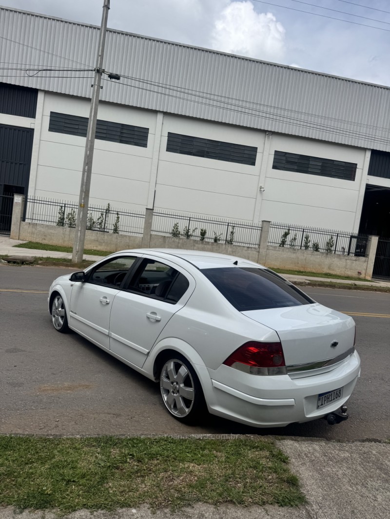 VECTRA 2.0 MPFI ELEGANCE 8V FLEX 4P MANUAL - 2009 - CAXIAS DO SUL