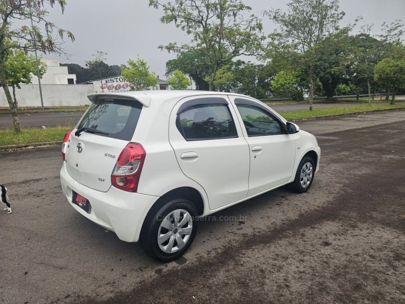 ETIOS 1.3 X 16V FLEX 4P MANUAL - 2017 - BENTO GONçALVES