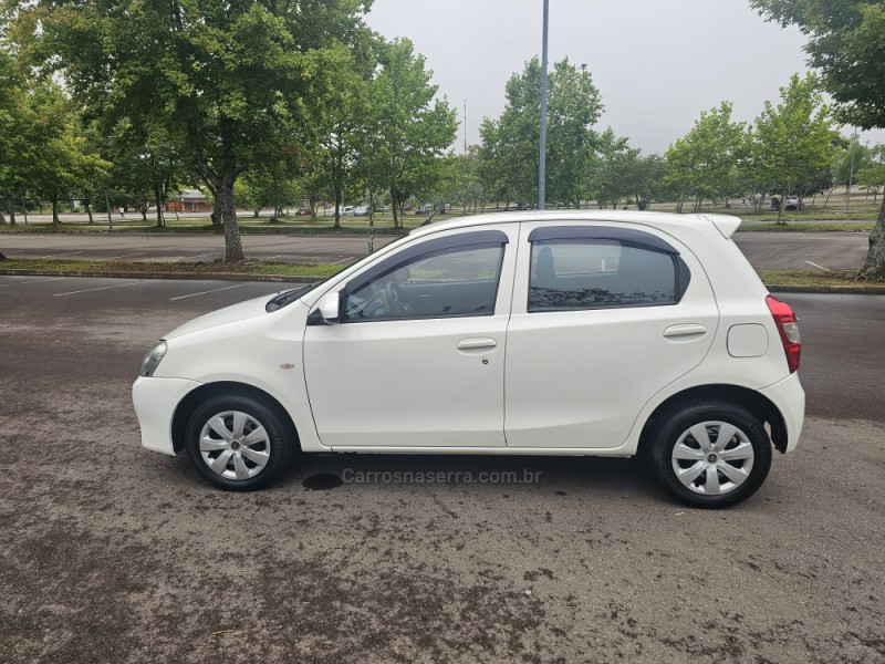 ETIOS 1.3 X 16V FLEX 4P MANUAL - 2017 - BENTO GONçALVES