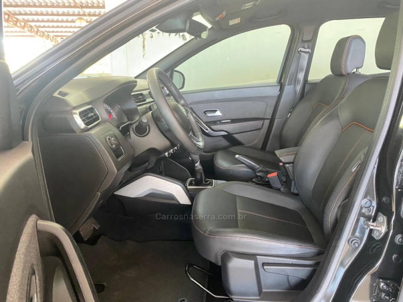 DUSTER 1.3 TURBO ICONIC 16V FLEX 4P AUTOMÁTICO - 2024 - LAJEADO