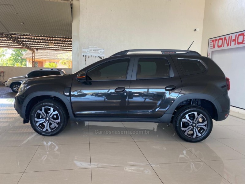 DUSTER 1.3 TURBO ICONIC 16V FLEX 4P AUTOMÁTICO - 2024 - LAJEADO