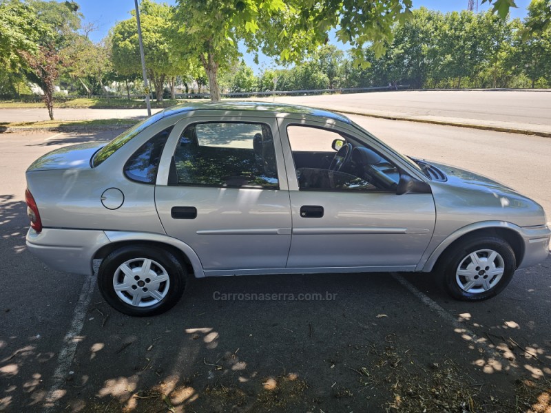 CORSA 1.0 MPFI CLASSIC SEDAN 8V GASOLINA 4P MANUAL - 2003 - BENTO GONçALVES