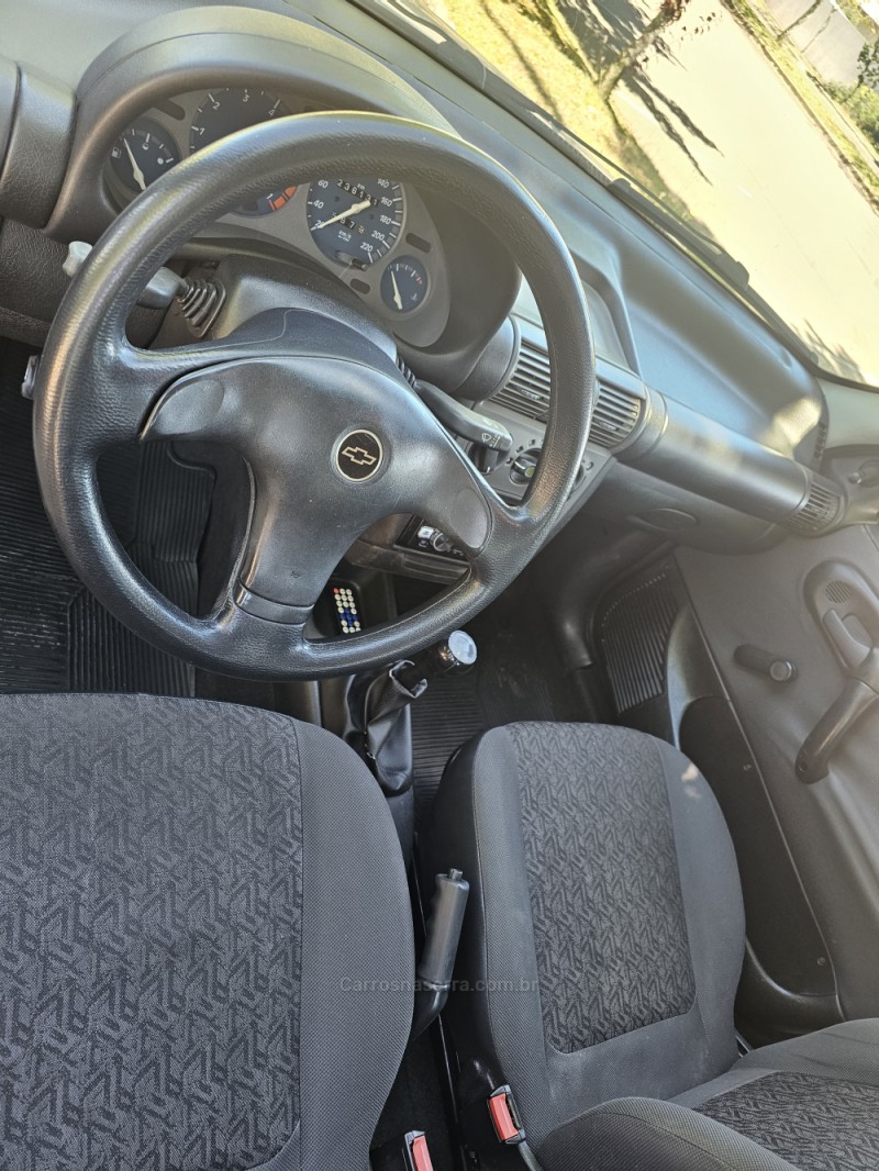 CORSA 1.0 MPFI CLASSIC SEDAN 8V GASOLINA 4P MANUAL - 2003 - BENTO GONçALVES