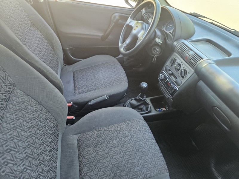 CORSA 1.0 MPFI CLASSIC SEDAN 8V GASOLINA 4P MANUAL - 2003 - BENTO GONçALVES