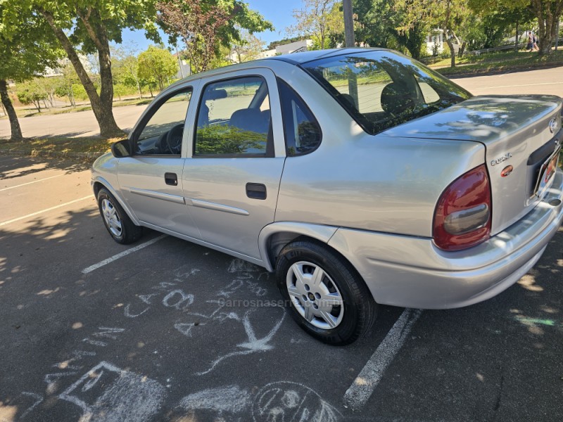 CORSA 1.0 MPFI CLASSIC SEDAN 8V GASOLINA 4P MANUAL - 2003 - BENTO GONçALVES