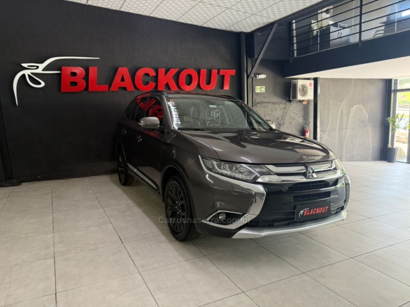 OUTLANDER 3.0 GT 4X4 V6 24V GASOLINA 4P AUTOMÁTICO - 2016 - CAMPO BOM