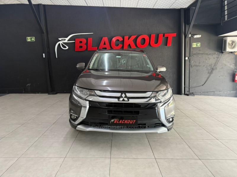 OUTLANDER 3.0 GT 4X4 V6 24V GASOLINA 4P AUTOMÁTICO - 2016 - CAMPO BOM