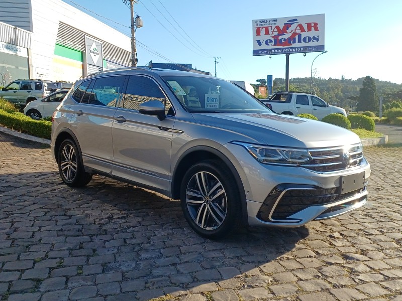 tiguan 2.0 allspace r line 300 tsi gasolina 4p automatico 2025 flores da cunha