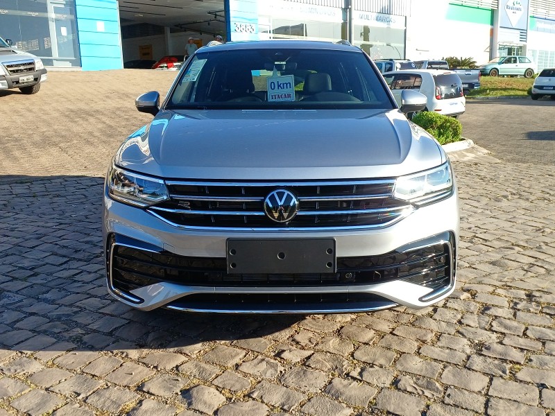 TIGUAN 2.0 ALLSPACE R-LINE 300 TSI GASOLINA 4P AUTOMÁTICO - 2025 - FLORES DA CUNHA