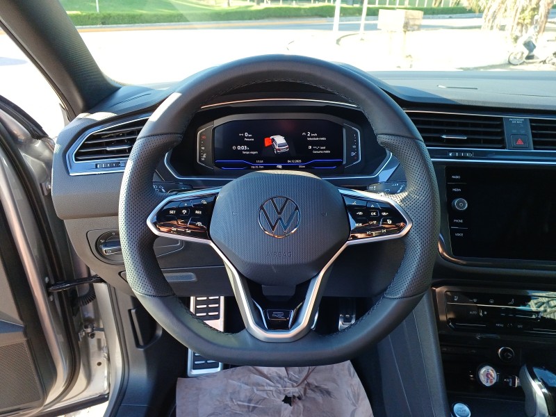 TIGUAN 2.0 ALLSPACE R-LINE 300 TSI GASOLINA 4P AUTOMÁTICO - 2025 - FLORES DA CUNHA
