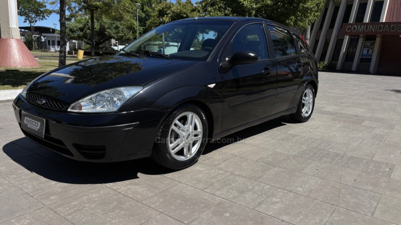 FOCUS 1.6 8V FLEX 4P MANUAL - 2009 - BENTO GONçALVES