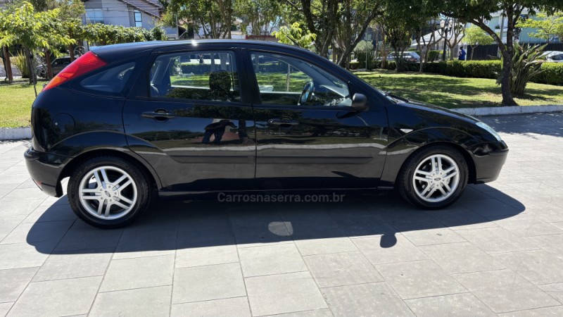 FOCUS 1.6 8V FLEX 4P MANUAL - 2009 - BENTO GONçALVES