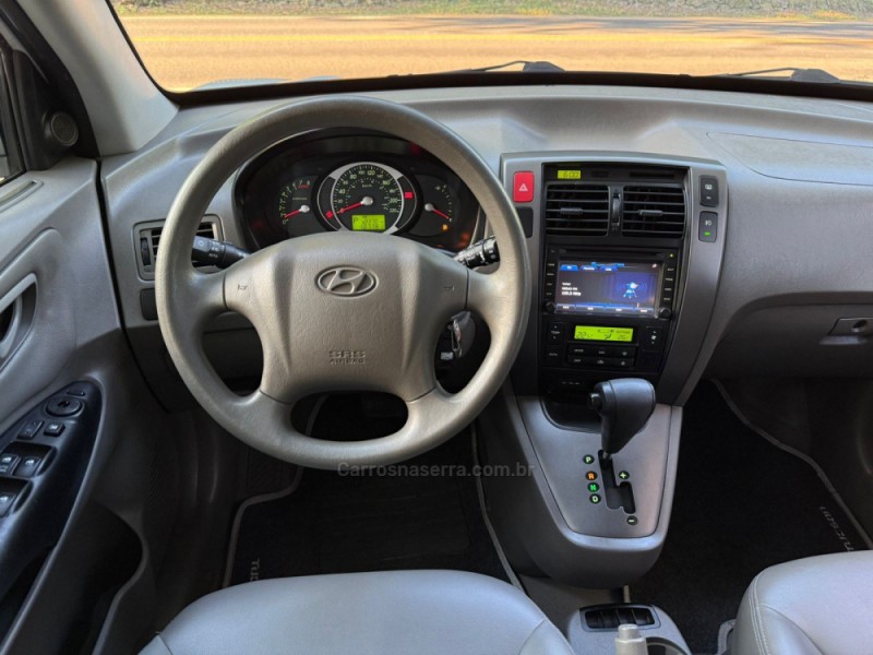 TUCSON 2.0 MPFI GLS BASE 16V 143CV 2WD FLEX 4P AUTOMÁTICO - 2016 - DOIS IRMãOS