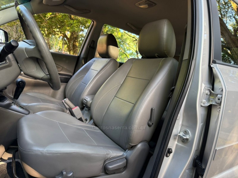 TUCSON 2.0 MPFI GLS BASE 16V 143CV 2WD FLEX 4P AUTOMÁTICO - 2016 - DOIS IRMãOS