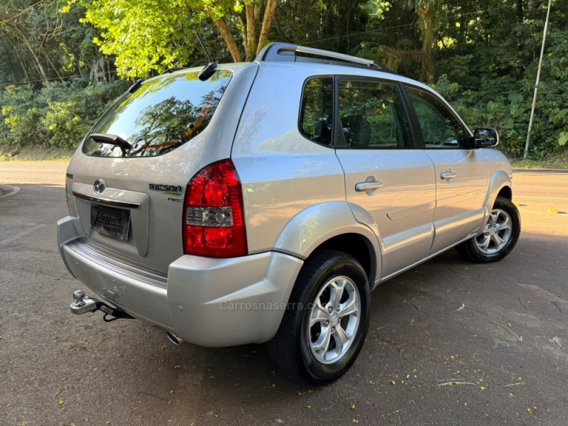 TUCSON 2.0 MPFI GLS BASE 16V 143CV 2WD FLEX 4P AUTOMÁTICO - 2016 - DOIS IRMãOS