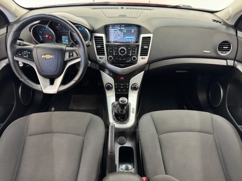 CRUZE 1.8 LT 16V FLEX 4P MANUAL - 2014 - CARLOS BARBOSA