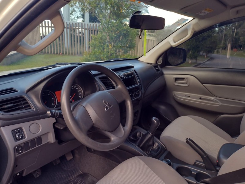 L200 TRITON 2.4 OUTDOOR GLX 4X4 CD 16V DIESEL 4P MANUAL - 2022 - CANELA