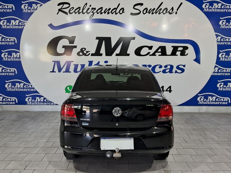 VOYAGE 1.0 MI 8V FLEX 4P MANUAL - 2010 - SãO SEBASTIãO DO CAí