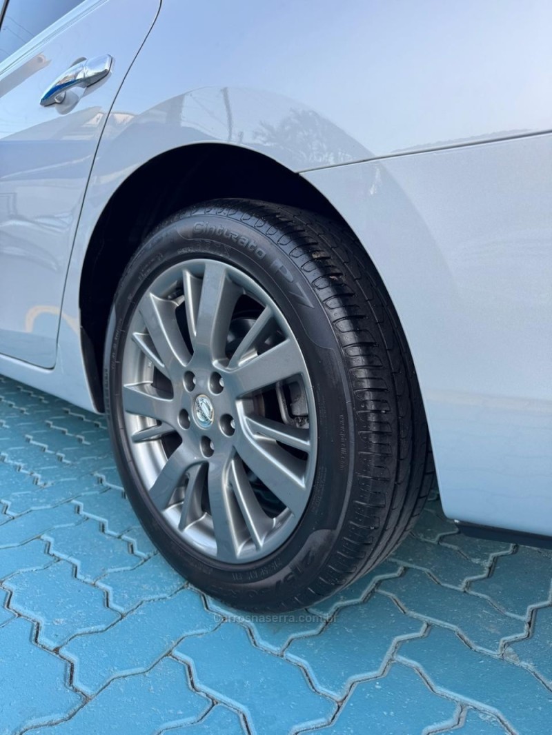 SENTRA 2.0 SL 16V FLEX 4P AUTOMÁTICO - 2014 - ESTâNCIA VELHA