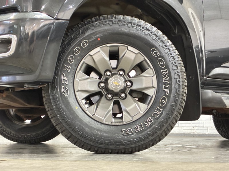 S10 2.4 LS 4X2 CD 8V FLEX 4P MANUAL - 2013 - VENâNCIO AIRES