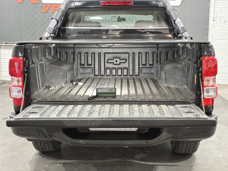 S10 2.4 LS 4X2 CD 8V FLEX 4P MANUAL - 2013 - VENâNCIO AIRES