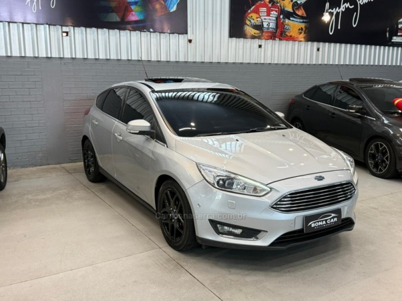 FOCUS 2.0 TITANIUM PLUS HATCH 16V FLEX 4P AUTO - 2017 - CAXIAS DO SUL