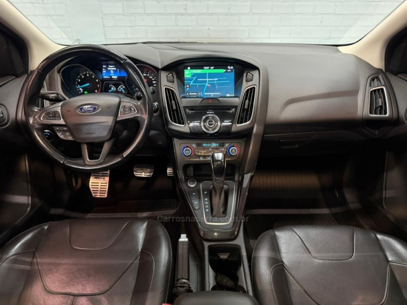 FOCUS 2.0 TITANIUM PLUS HATCH 16V FLEX 4P AUTO - 2017 - CAXIAS DO SUL