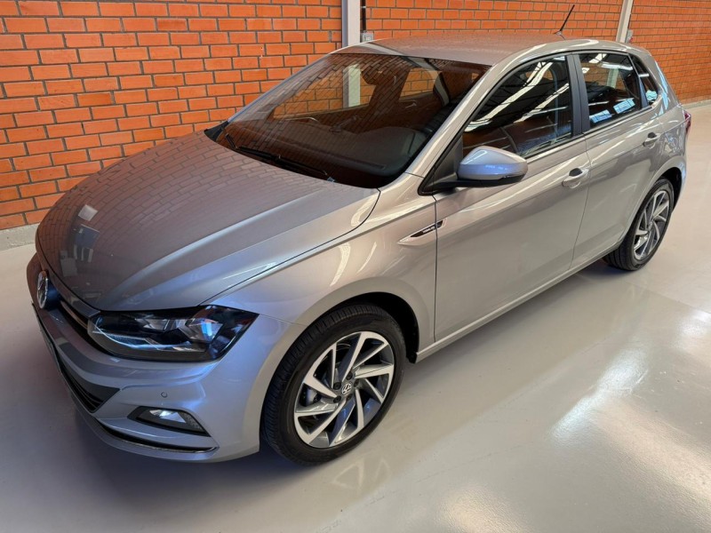 POLO 1.0	200 TSI HIGHLINE AUTOMÁTICO 