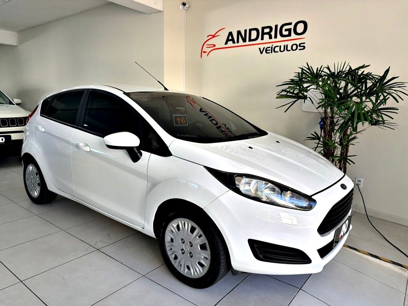 fiesta 1.5 se hatch 16v flex 4p manual 2016 caxias do sul