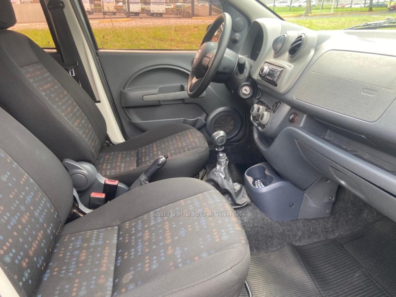 UNO 1.0 EVO VIVACE 8V FLEX 4P MANUAL - 2015 - DOIS IRMãOS