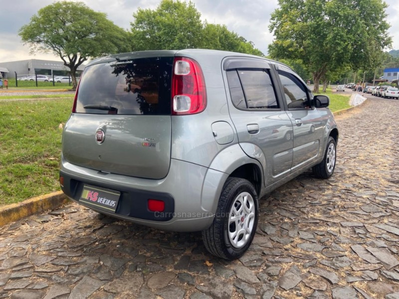UNO 1.0 EVO VIVACE 8V FLEX 4P MANUAL - 2015 - DOIS IRMãOS