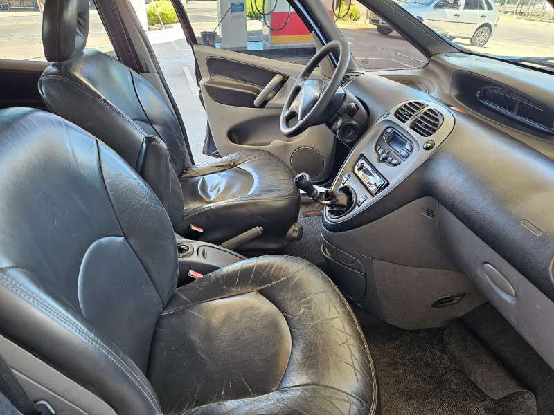 XSARA PICASSO 2.0 EXCLUSIVE 16V GASOLINA 4P MANUAL - 2006 - CAXIAS DO SUL