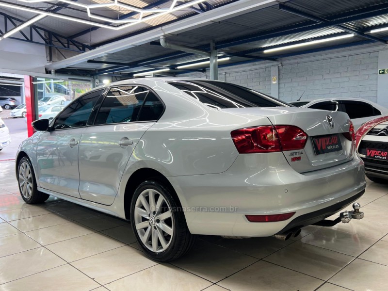JETTA 2.0 COMFORTLINE FLEX 4P TIPTRONIC - 2012 - ESTâNCIA VELHA