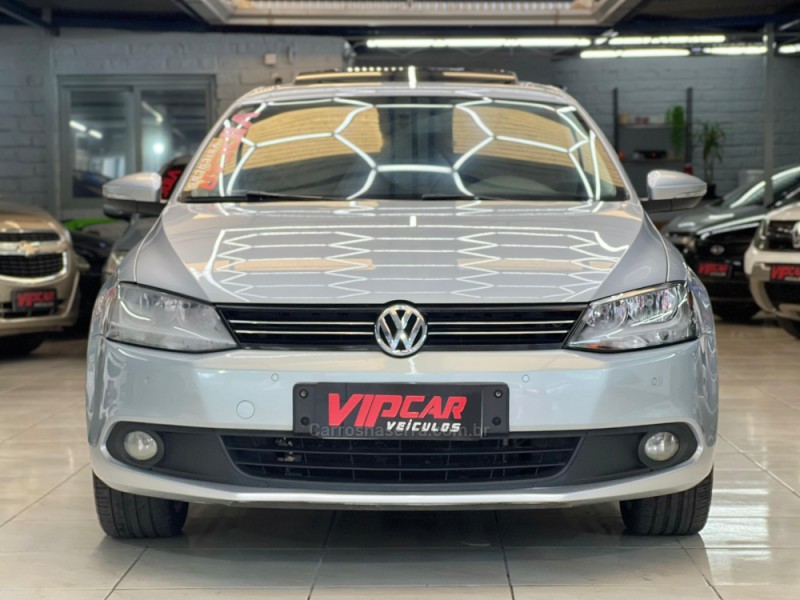 JETTA 2.0 COMFORTLINE FLEX 4P TIPTRONIC - 2012 - ESTâNCIA VELHA