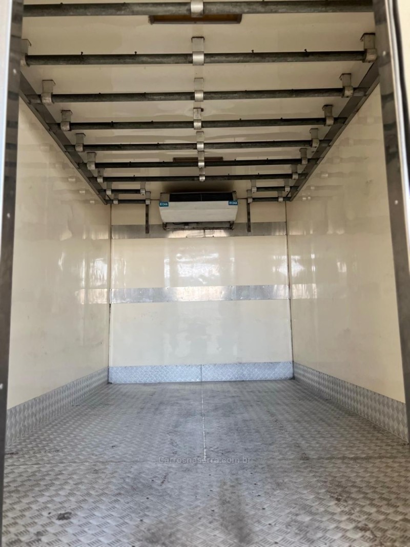 CARGO 712 E TURBO - 2012 - NOVO HAMBURGO