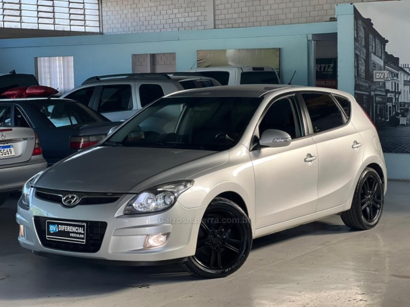 HYUNDAI - I30 - 2010/2011 - Prata - R$ 44.900,00