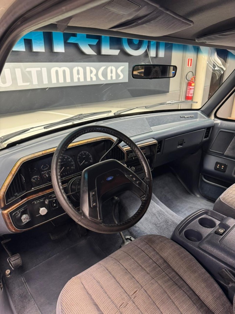 BRONCO 5.8 XLT V8 GASOLINA 2P AUTOMÁTICO - 1990 - CAXIAS DO SUL