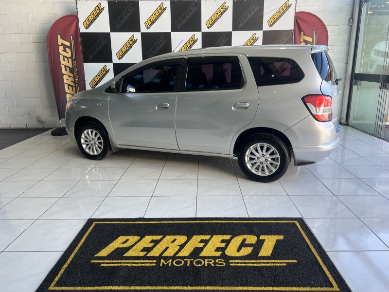 SPIN 1.8 LT 8V FLEX 4P AUTOMÁTICO - 2013 - PORTãO