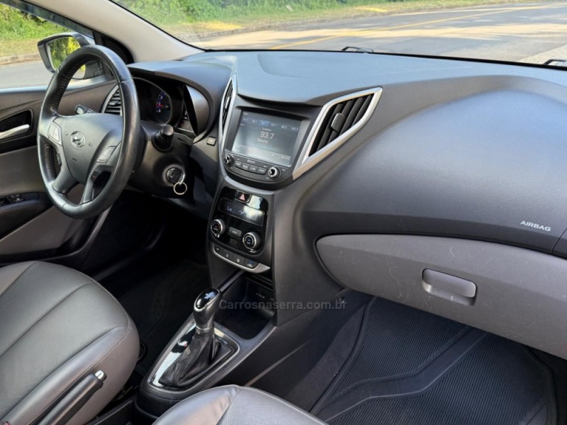 HB20S 1.6 PREMIUM 16V FLEX 4P AUTOMÁTICO - 2016 - IVOTI