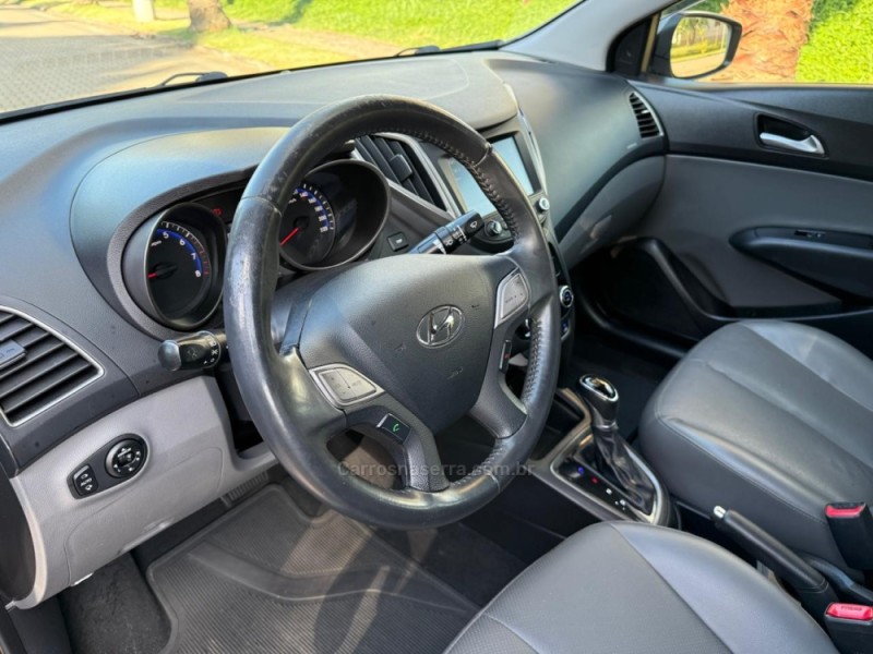 HB20S 1.6 PREMIUM 16V FLEX 4P AUTOMÁTICO - 2016 - IVOTI