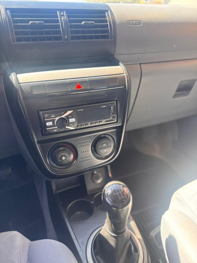 SPACEFOX 1.6 MI 8V FLEX 4P MANUAL - 2010 - CAXIAS DO SUL