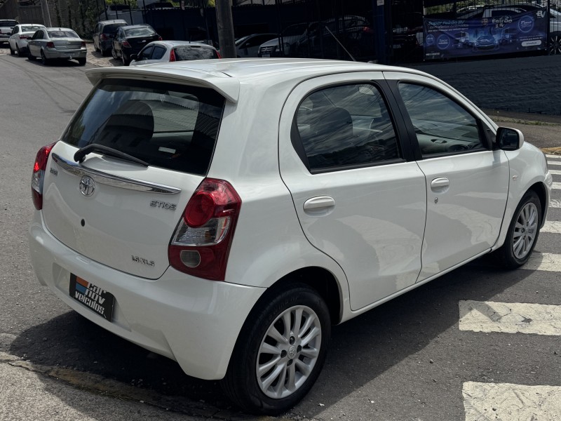 ETIOS 1.5 XLS 16V FLEX 4P MANUAL - 2013 - CAXIAS DO SUL