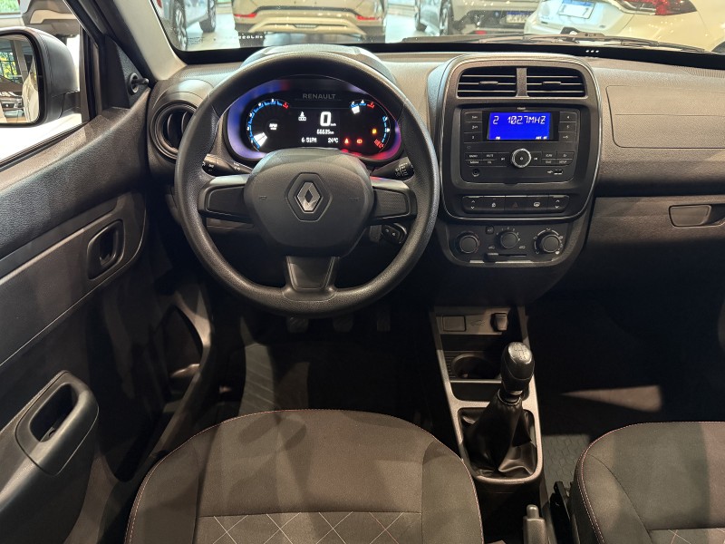 KWID 1.0 12V SCE FLEX ZEN MANUAL - 2024 - FARROUPILHA