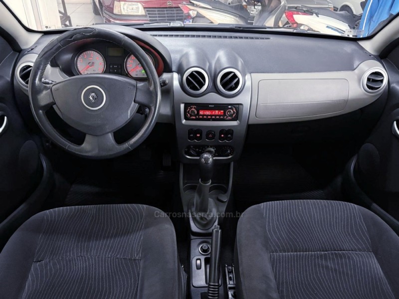 SANDERO 1.6 PRIVILÉGE 16V FLEX 4P MANUAL - 2010 - CAMPO BOM