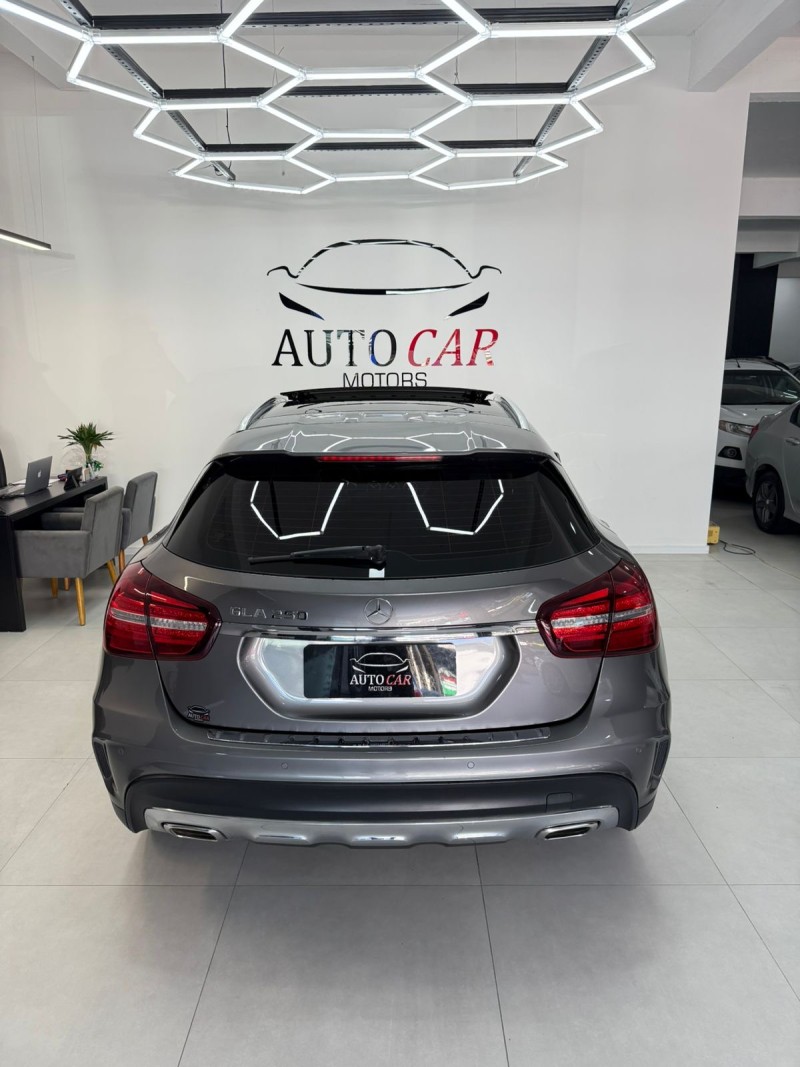 GLA 250 2.0 16V TURBO GASOLINA ENDURO 4P AUTOMÁTICO - 2018 - CAXIAS DO SUL