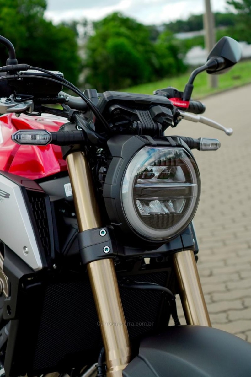 CB 650R  - 2022 - SANTA CRUZ DO SUL