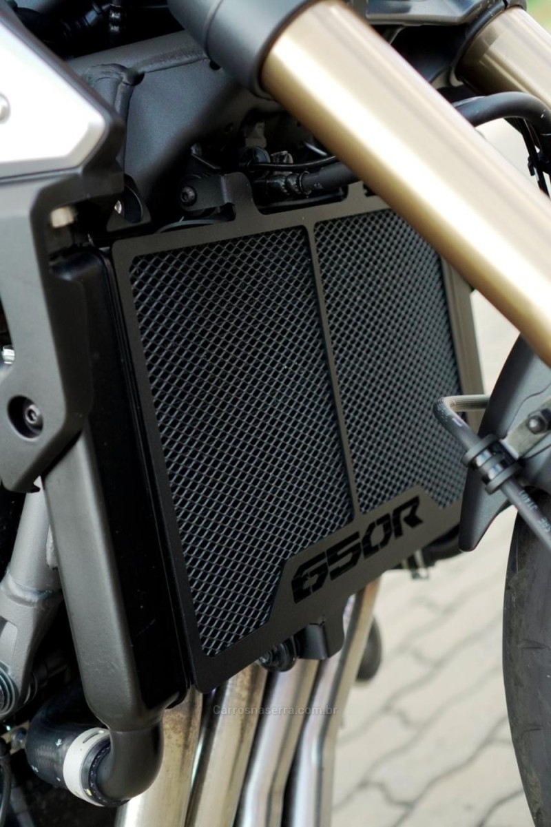 CB 650R  - 2022 - SANTA CRUZ DO SUL