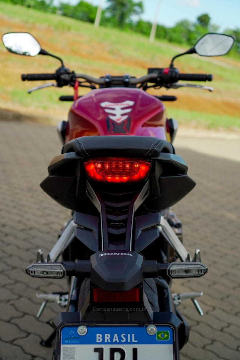 CB 650R  - 2022 - SANTA CRUZ DO SUL