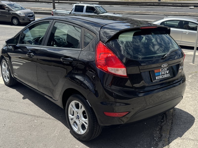 FIESTA 1.5 S HATCH 16V FLEX 4P MANUAL - 2014 - CAXIAS DO SUL